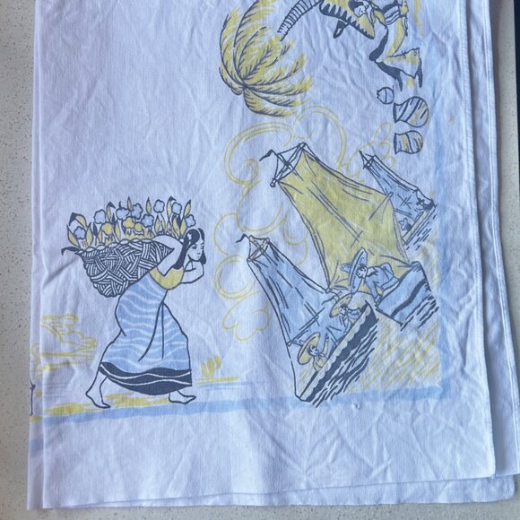 1950s Mexican Topper Tablecloth 30" X 31.5" Tropical Palm Trees Flower Vendor - Picture 3 of 9